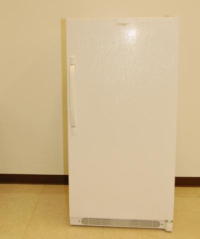 Frigidaire 1-door commercial freezer, 32