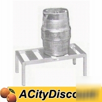 New channel KDR136 keg dunnage rack holds 3 kegs