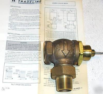 Honeywell V5045A1205 brass angle valve body (nos) 1