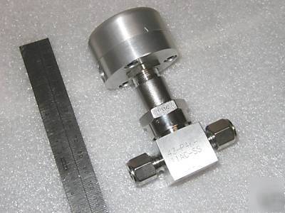 Parker stainless steel air controlled bellows valve