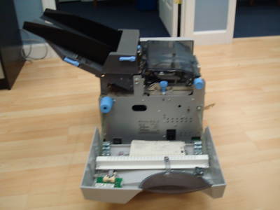 Pitney bowes di-800 mail folder insert feeder unit