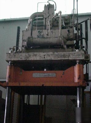 Clearing 50 ton down acting four 4 post hydraulic press
