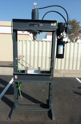 Dake dura press force 25DA great condition 