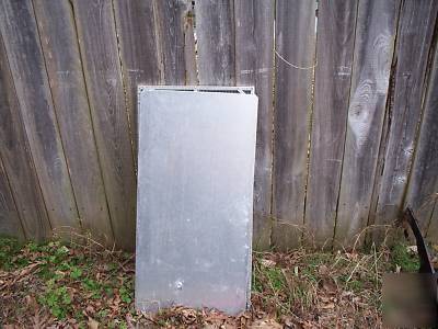 Poultry brooder - light & heat - large - used