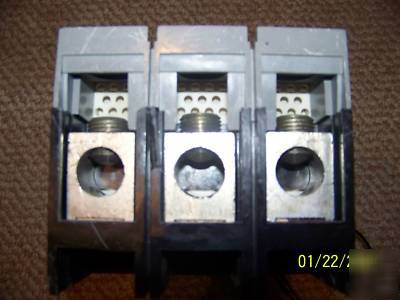 Siemens FXD63B225 225A 600V circuit breaker shunt trip