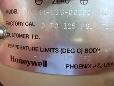 Honeywell pressure transmitter 0-125 psi, model STG944 