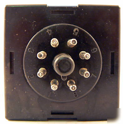 Atc series 319D 5-ranger on delay adj tdr 0-3 sec timer