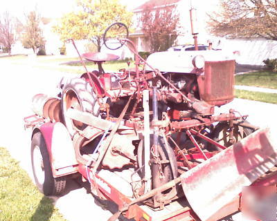 Farmall cub 1949? all original with many attach & manua