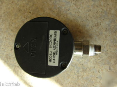 PG2000 digital pressure gauge 600 mmhg abs