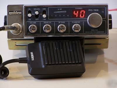 Uniden pc-122 am ssb 40 ch cb radio 27MHZ - 4WD truck